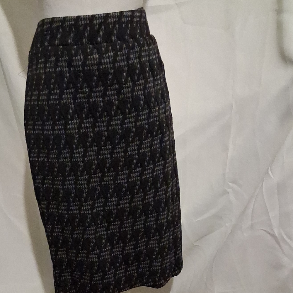 Elegant Black and Gray Women's Skirt Size XL